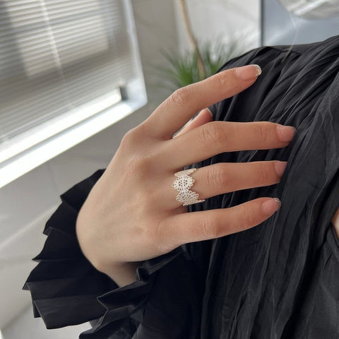 All - match Gentle Sterling Silver Lace Hollow Ring - Zambeel
