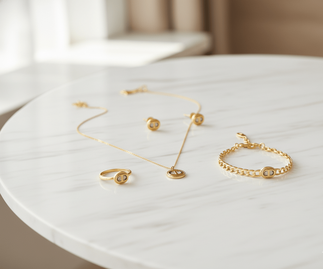 Classic CD Emblem Gold Jewelry Set - Zambeel