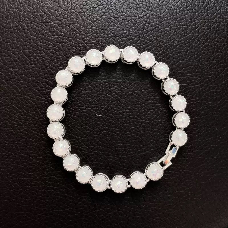 Elegant Stylish And Versatile Bracelet For Women - Zambeel