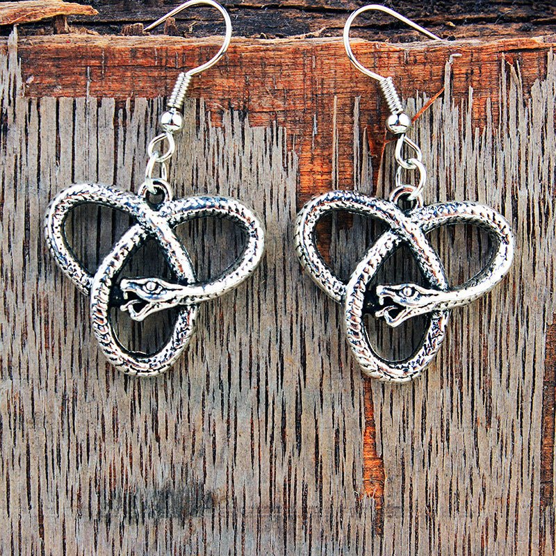 European And American Gothic Universe Infinite Snake Earrings Pagan Ancient India - Zambeel