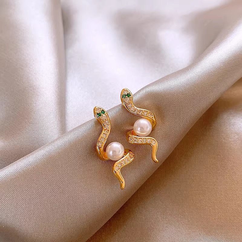 Exquisite Full Rhinestone Zircon Simulated Snakes Bead Stud Earrings For Women - Zambeel
