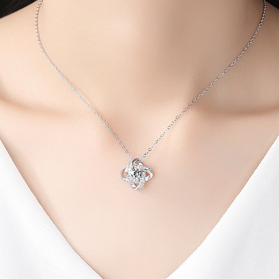 Heart Of Eternity Clavicle Chain Rotating Lucky Pendant Necklace With Card - Zambeel