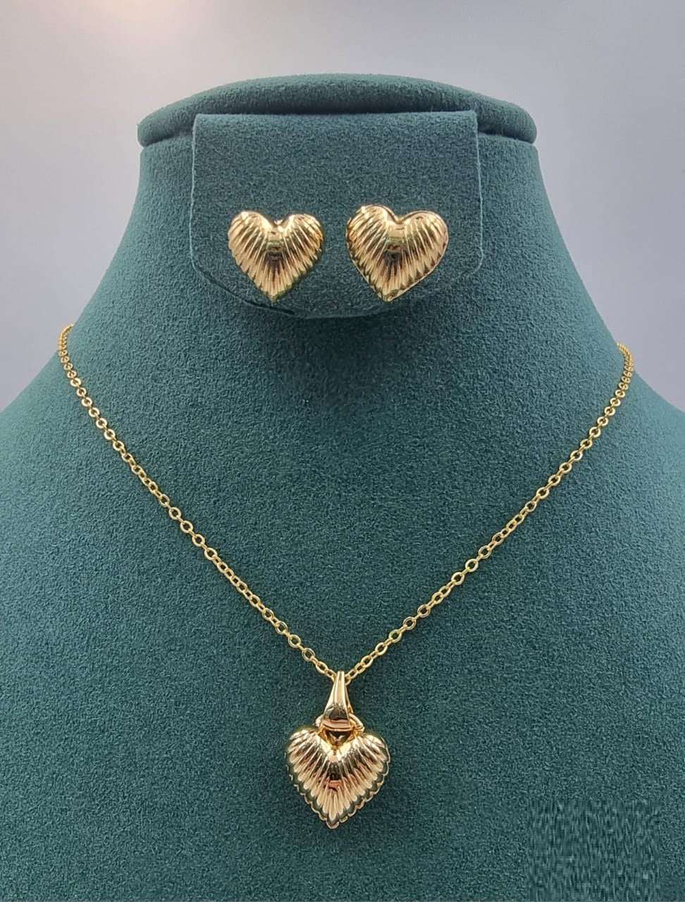 Heart Pendant Set - Zambeel