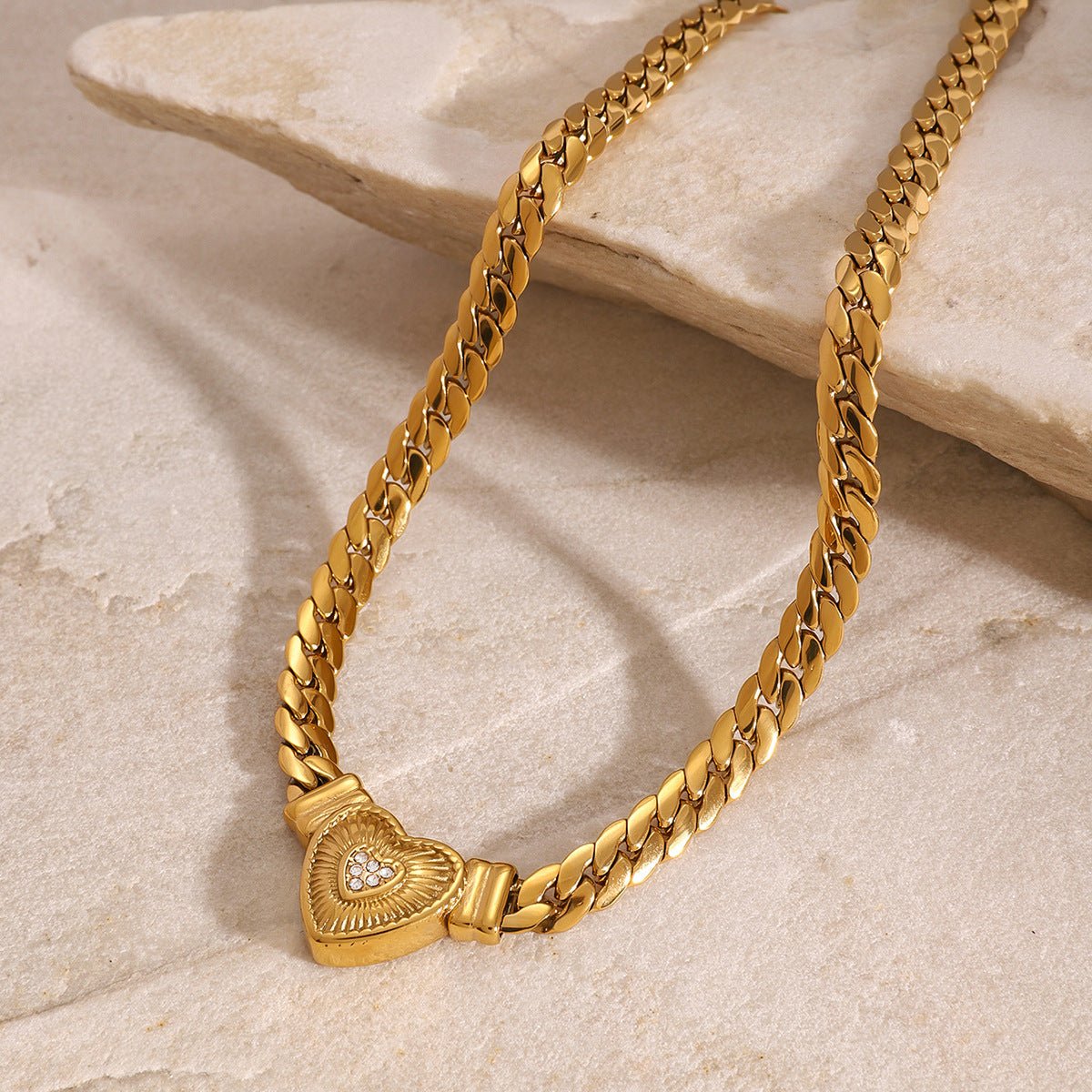 Love Necklace With High - end Feel And Diamond Studded Collarbone Chain - Zambeel