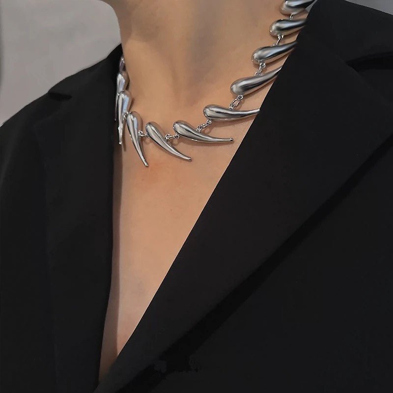 Metal Pepper Type New Necklace - Zambeel