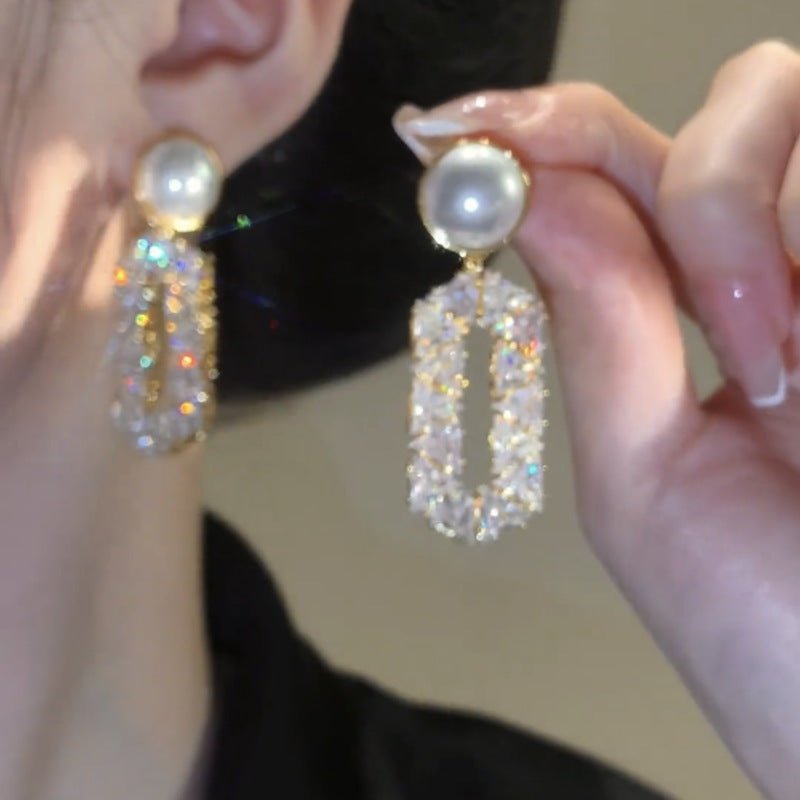 Oval Full Diamond Eardrops Special - interest Design Pearl - Zambeel