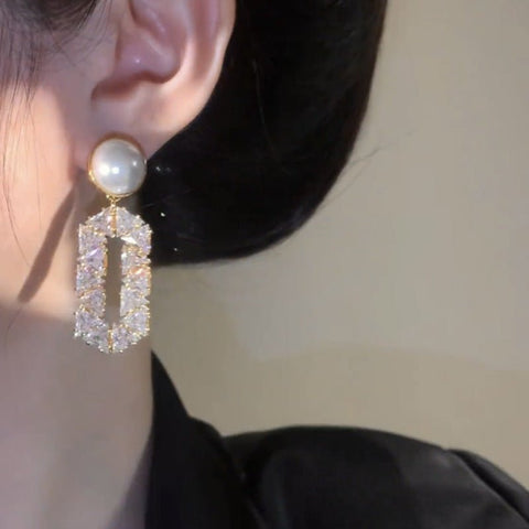 Oval Full Diamond Eardrops Special - interest Design Pearl - Zambeel