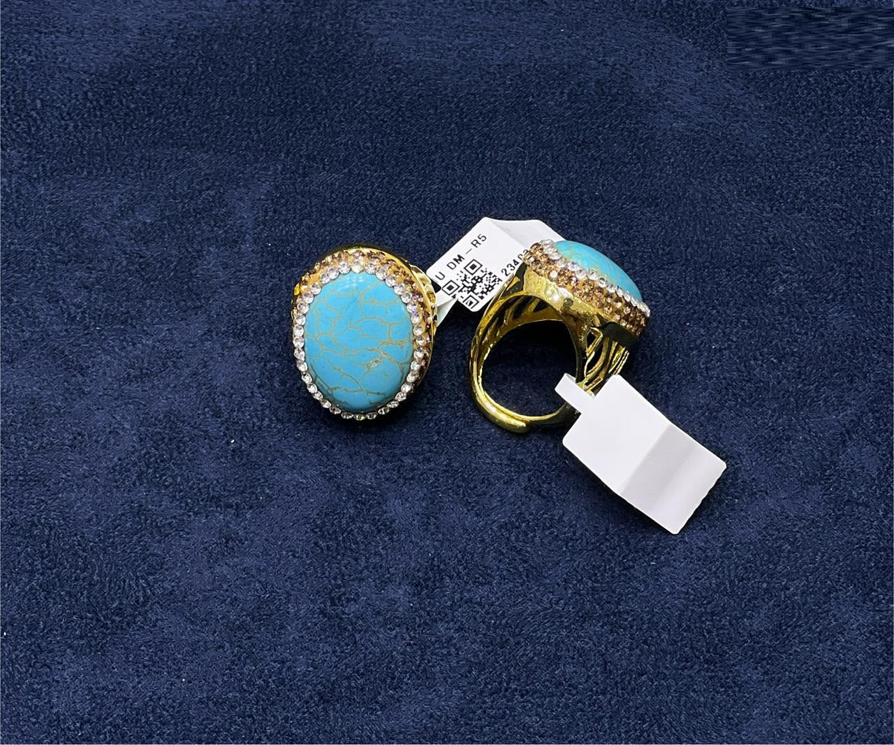 Oval Turquoise Crystal Statement Ring - Zambeel