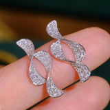 Simple Geometric Ear Studs Women's Fashion - Zambeel