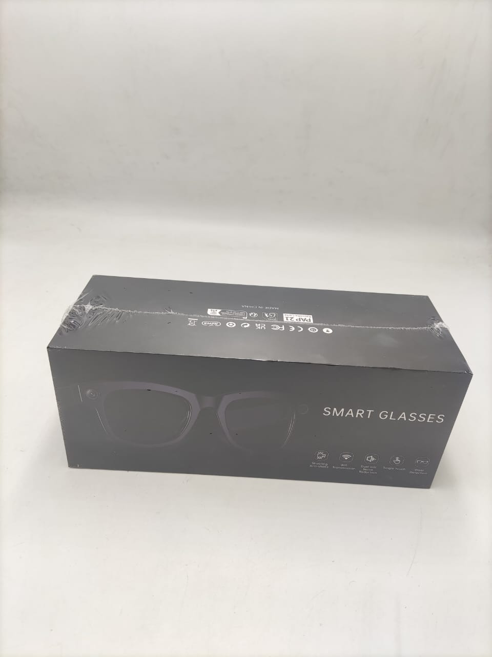 Smart Bluetooth Audio Glasses © - Zambeel