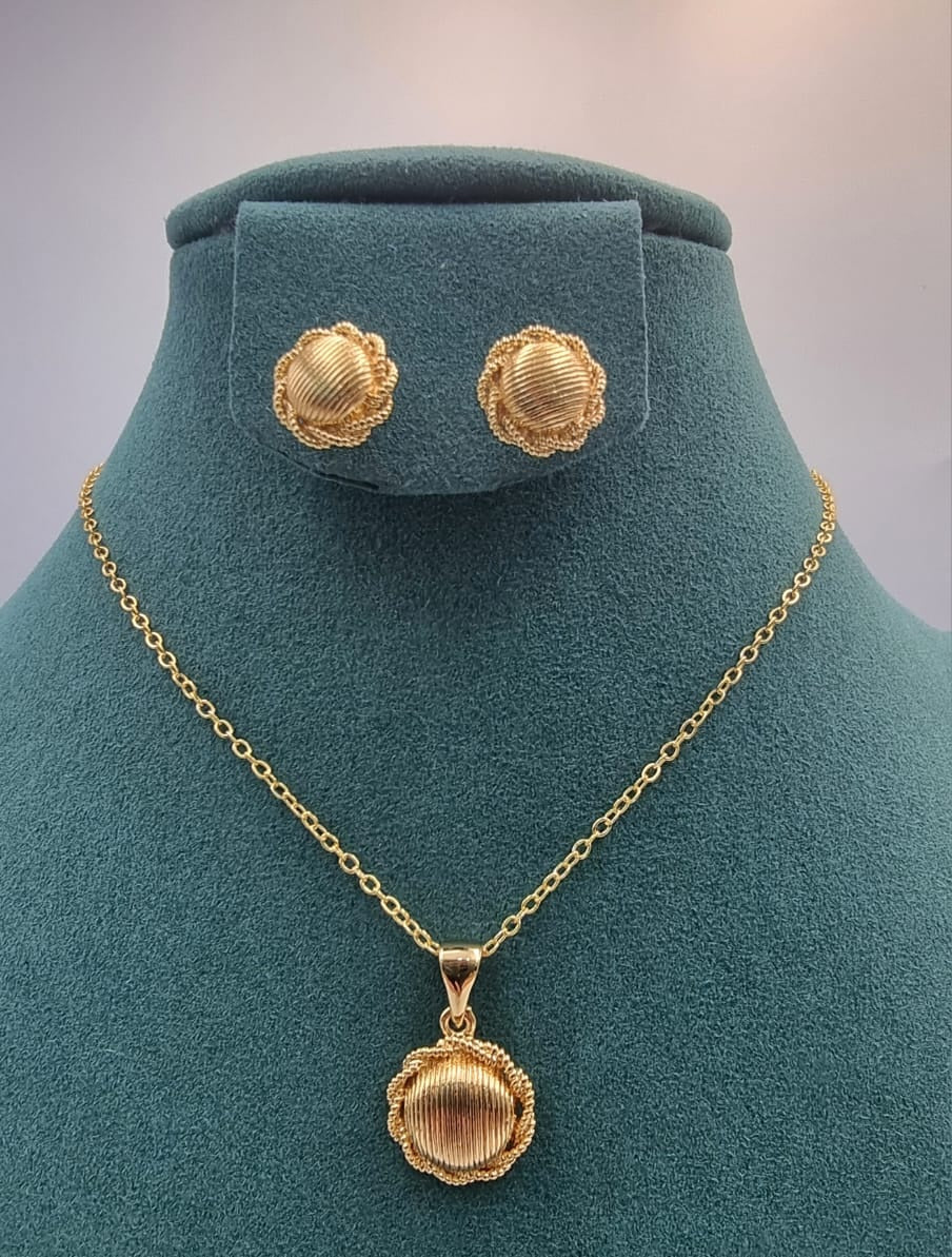 Textured Medallion Set - Zambeel