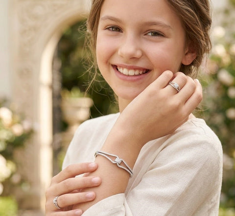 Twisted Butterfly Charm Kada Set - Zambeel
