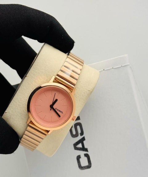 Women’s Analog Wrist Watch - Zambeel