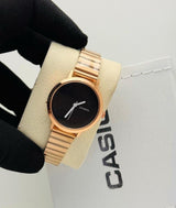 Women’s Analog Wrist Watch - Zambeel
