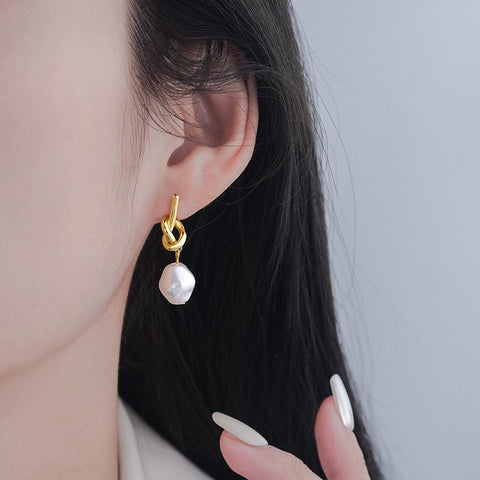 Womens French Vintage Baroque Pearl Earrings - Zambeel