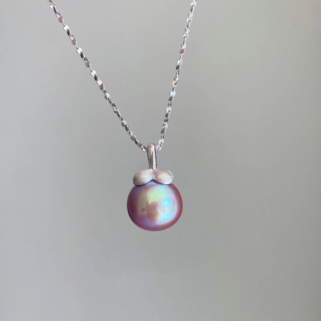 Women's Pearl Necklace Simple And Gentle Non - mainstream Style - Zambeel